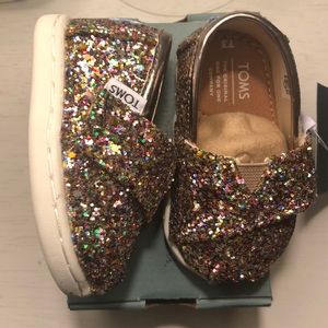 Multi Color Glitter Toms